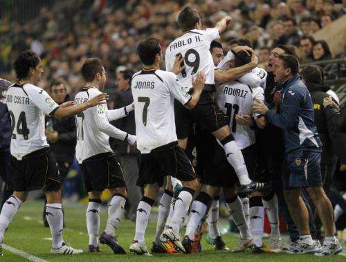 2012-01-08t190948z_01_hjk11_rtridsp_3_soccer-spain_reuters