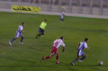 صورة لكوورة من لقاء اليرموك وشباب الاردن