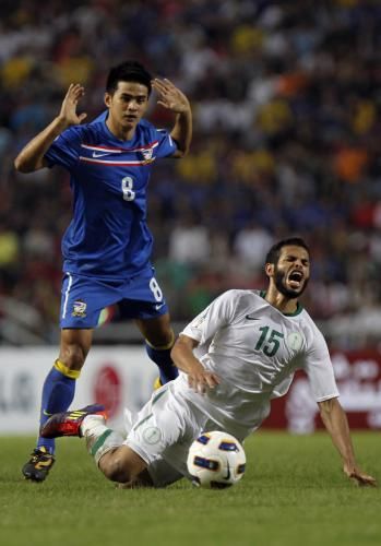 2011-10-11t131307z_01_dss06_rtridsp_3_soccer_reuters