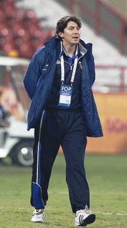 الصربي جوران مدرب الازرق الكويتي