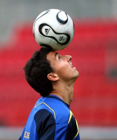 2006-06-19t163948z_01_wcgri15d_rtridsp_2_sport-soccer-world