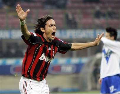 فرحة بيبو بالهدف الثالث لميلان 