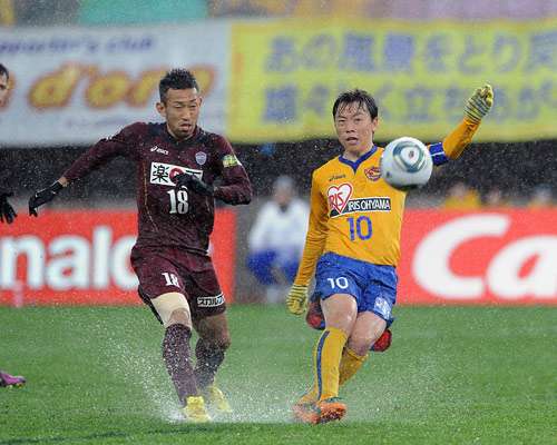 إحدى مباريات الموسم الماضي من الدوري الياباني 