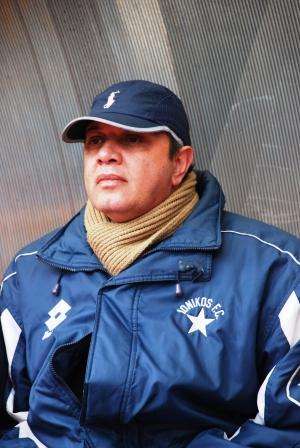  حسين عفش مدرب فريق الاتحاد السوري