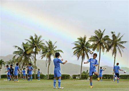 من التدريبات الأخيرة لأولمبي اليابان في دولة غوام ( يوم الأحد )