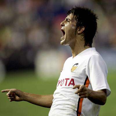 فيا وحديث حول ارتدائه لقميص اليوفي قريبا