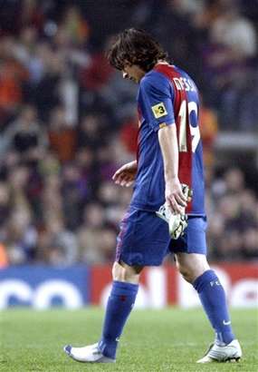 برشلونة يتلقى صفعتين جديدتين بعد اصابة ايتو