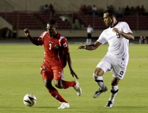 2012-01-26t041222z_01_hnr03_rtridsp_3_panama_reuters