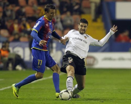 2012-01-26t220559z_01_hjk07_rtridsp_3_soccer-spain_reuters