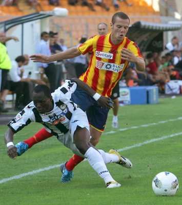 جمال مصباح " يمين "