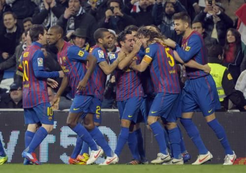 برشلونة يواصل الصدارة