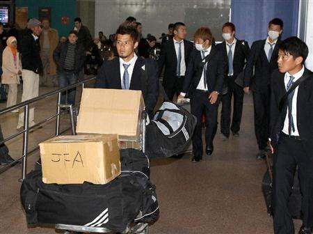 وصول لاعبي منتخب اليابان الأولمبي للعاصمة الأردنية عمان