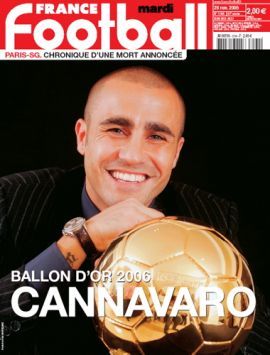 غلاف عدد اليوم لمجلة فرانس فوتبول