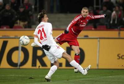 2012-02-12-00000103102892