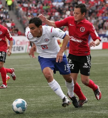 20120213-634647242871564563_efe