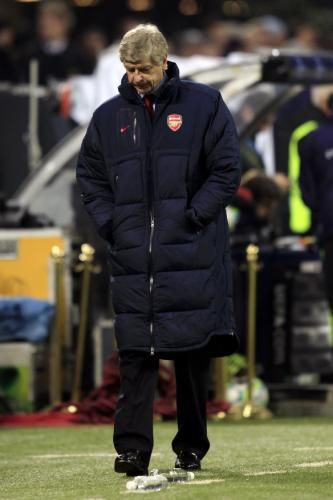  الفرنسي أرسين فينجر 