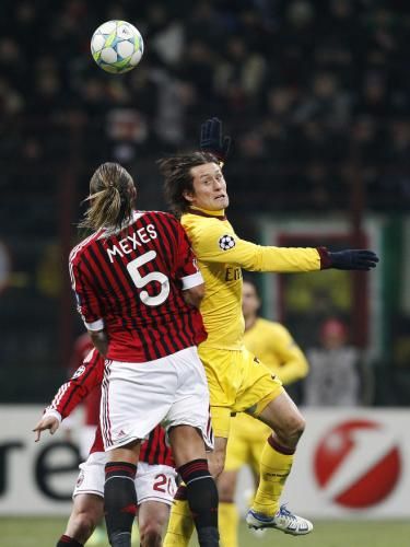 2012-02-15t215905z_01_mil531_rtridsp_3_soccer-champions_reuters