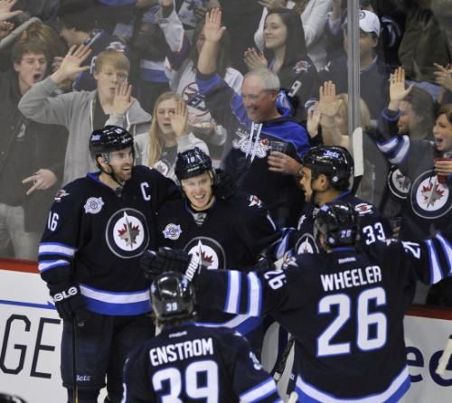 2012-02-18t034535z_01_wpg13_rtridsp_3_nhl_reuters