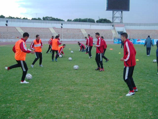 من احماء لاعبين شباب الاردن