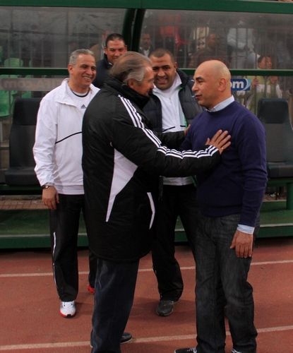 حسام حسن مع مانويل جوزيه يوم المباراة