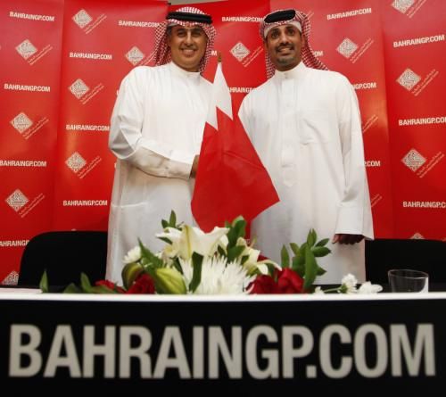  الشيخ سلمان بن عيسي وزايد الزياني رئيس حلبة البحرين
