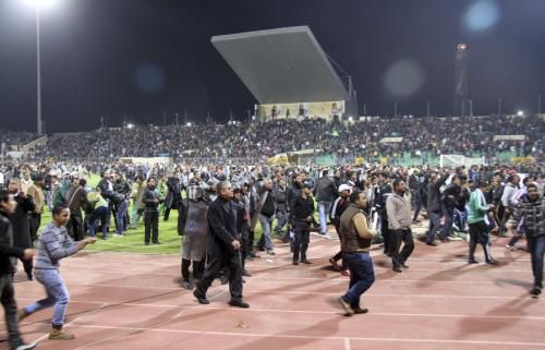 2012-02-01t212059z_01_sjs11_rtridsp_3_egypt-soccer-violence_reuters