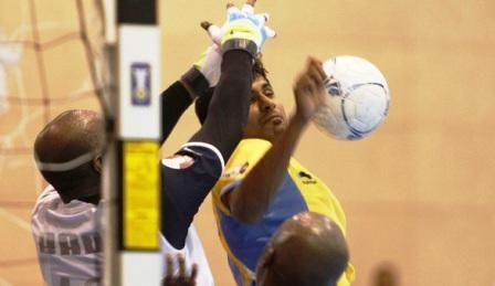 جانب من مباريات الجولة العاشرة لدوري الصالات القطري