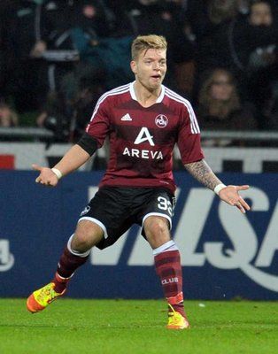 الكسندر ألكسندر إسوين سعيد بالتهديف