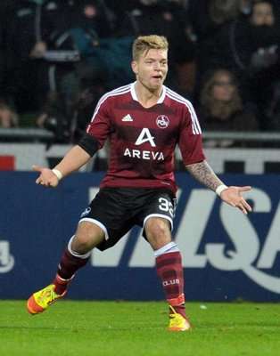 الكسندر ألكسندر إسوين سعيد بالتهديف