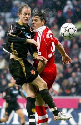 جانب من لقاء بايرن ميونيخ و إنرجي كوتبوس 