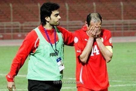  سلمان عيسى .. يجهش بالبكاء بعد ضياع حلم المونديال