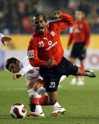 فلافيو أحد نجوم اللقاء 