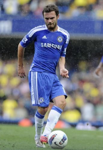 2011-08-27t164239z_01_nvr20_rtridsp_3_soccer-england_reuters