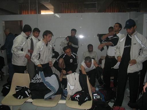 نجوم القعة في غرفة تبديل الملابس