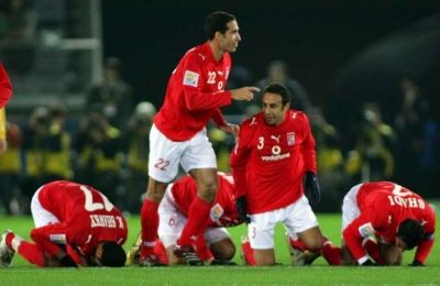 أبو تريكة يحتفل بهدفه في شباك كلوب أمريكا المكسيكي