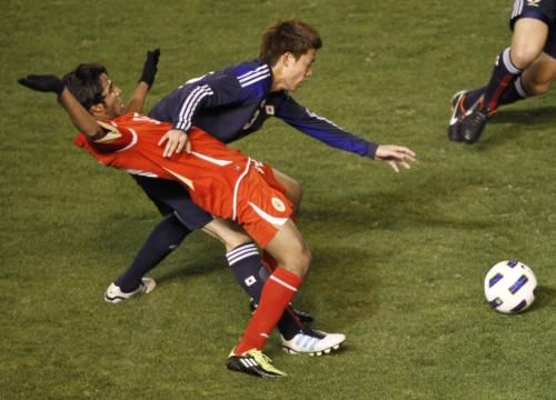 2012-03-14t123110z_01_tok701_rtridsp_3_soccer_reuters