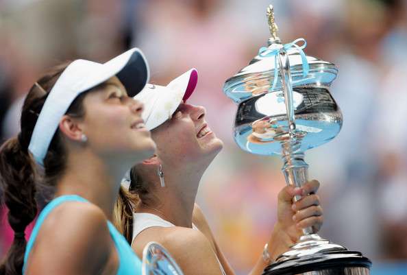 من نهائي أستراليا المفتوحة 2008 الذي جمع شارابوفا وإيفانوفيتش