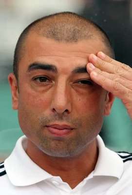 روبرتو دي ماتيو المدرب المؤقت لنادي تشيلسي