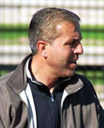 أيمن الحكيم