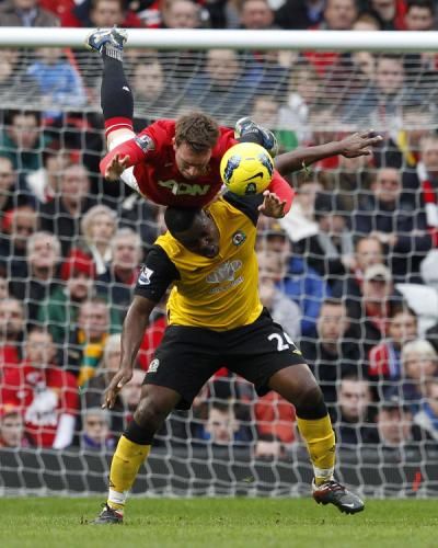 2011-12-31t134556z_01_pnn03_rtridsp_3_soccer-england_reuters