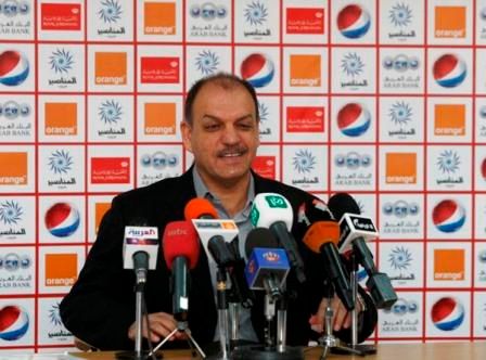 حمد يتحدث في المؤتمر الصحفي اليوم