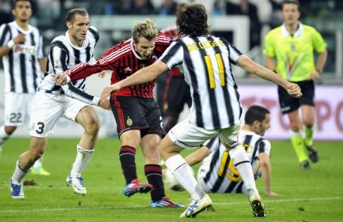 2012-03-20t220125z_01_mxr22_rtridsp_3_soccer-italy_reuters