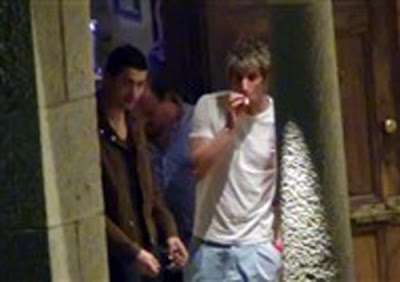 كوينتيراو يدخن