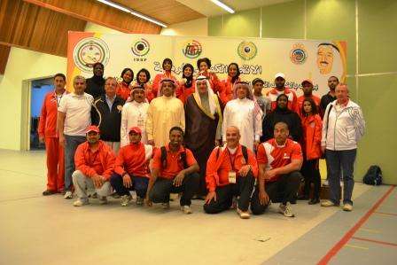 مرفق مجموعة من الصور للرماة البحرينيين خلال البطولة