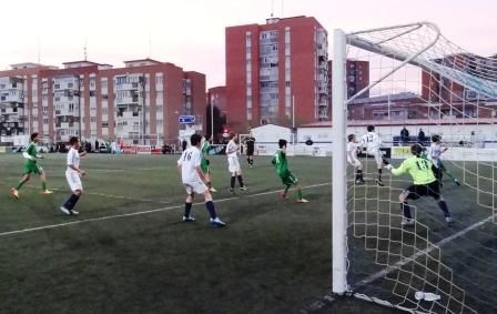 منتخب السعودية للناشئين خلال المعسكر