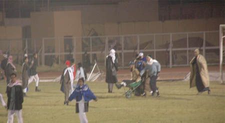 ايضاً الصورة تحاكي المشهد السابق في مباراة الحزم والهلال !!