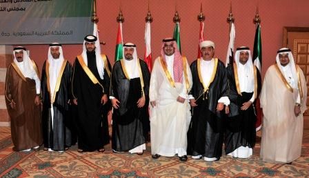 لقطة جامعة لرؤساء اللجان الاولمبية خلال الاجتماع السادس والعشرين في جدة
