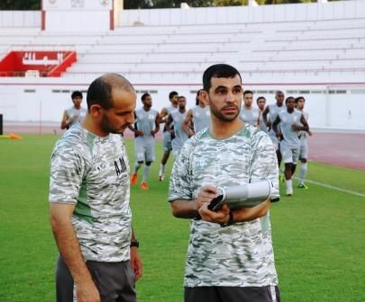 المدرب عبد المجيد النمر مع مساعده عبد العزيز العنبري