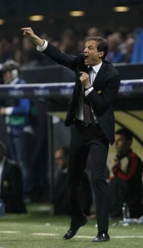 2012-03-28t202335z_01_mad436_rtridsp_3_soccer-champions_reuters