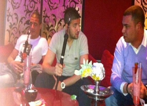 الشيشة تهدد مستقبل الشماخ مع ارسنال